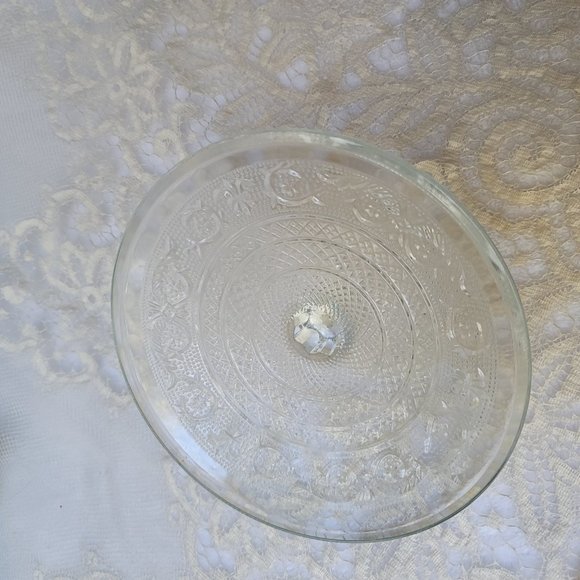 Cut Glass Clear Vintage Candy Dish with Lid Fluted Sides Holiday Table Lovely - Picture 9 of 9